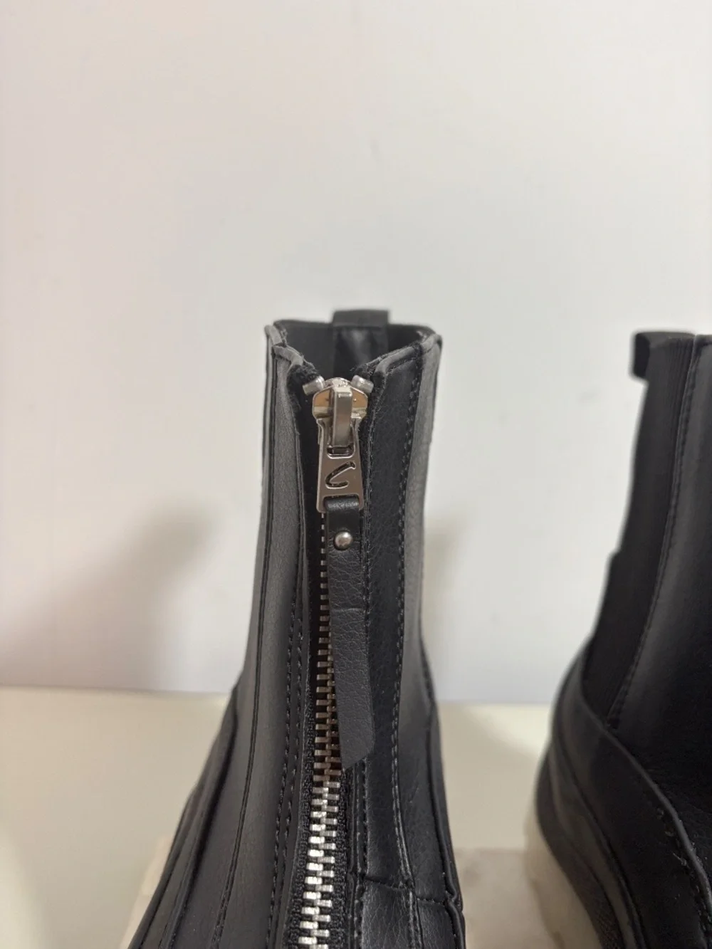 CIRCUS NY  Size 8 Womens By Sam Edelman Bethanie Black Boots - Picture 8 of 10